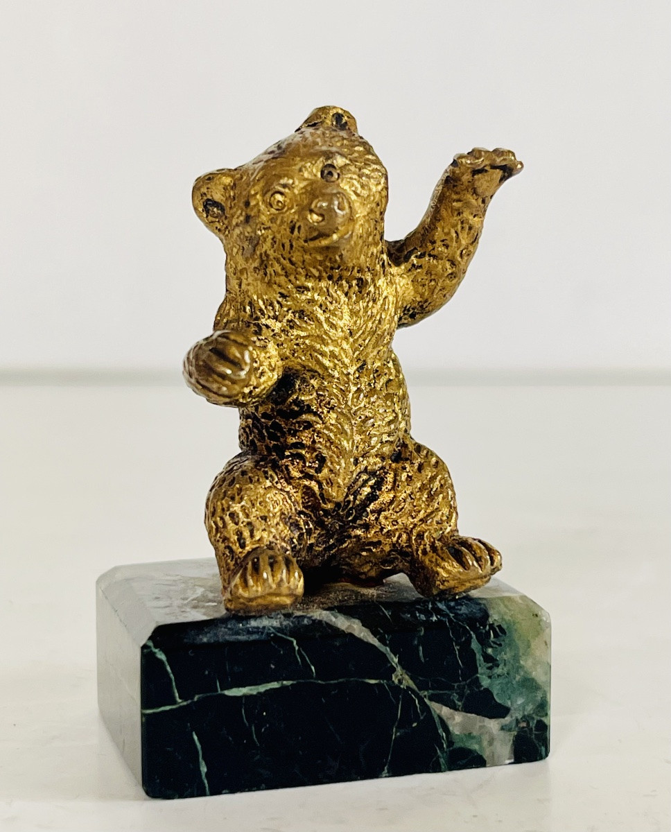 Bronze Bear-photo-4